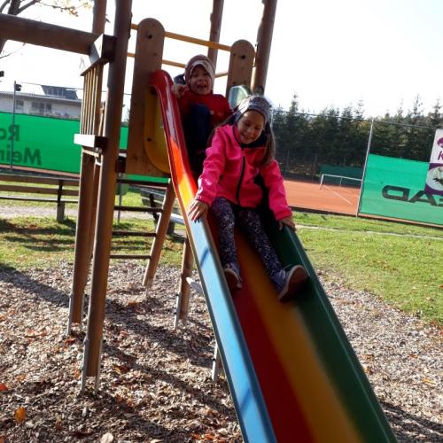 Ausflug zum Spielplatz