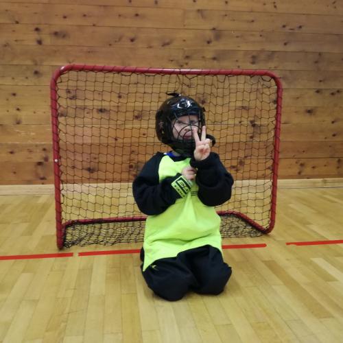Floorballtraining der 1a