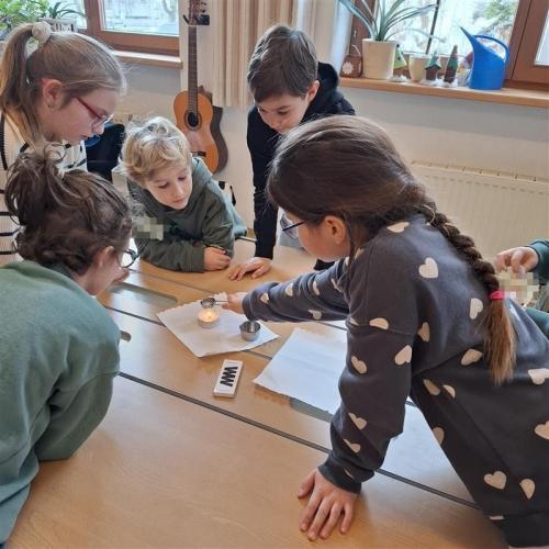 Gespannt wird gewartet, wann endlich etwas passiert