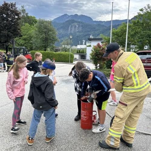 Löschen von Spezialbränden wurde geübt