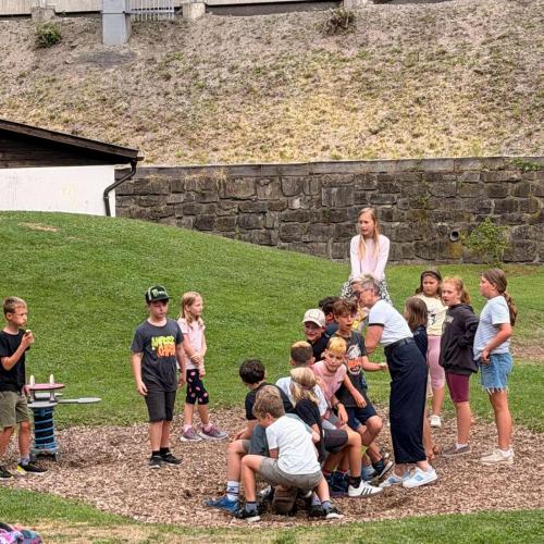 und zum Abschluss durften wir noch Zeit am Spielplatz verbringen